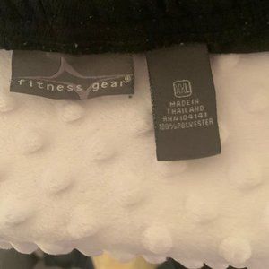 Mens size XXL activewear shorts. Used in great condition